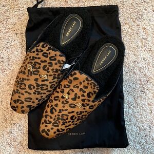 NWT Derek Lamb Leopard Print Calf Hair Slippers Size Large 9 / 10